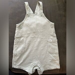 Carter’s Boys Shortalls Size 24 Months